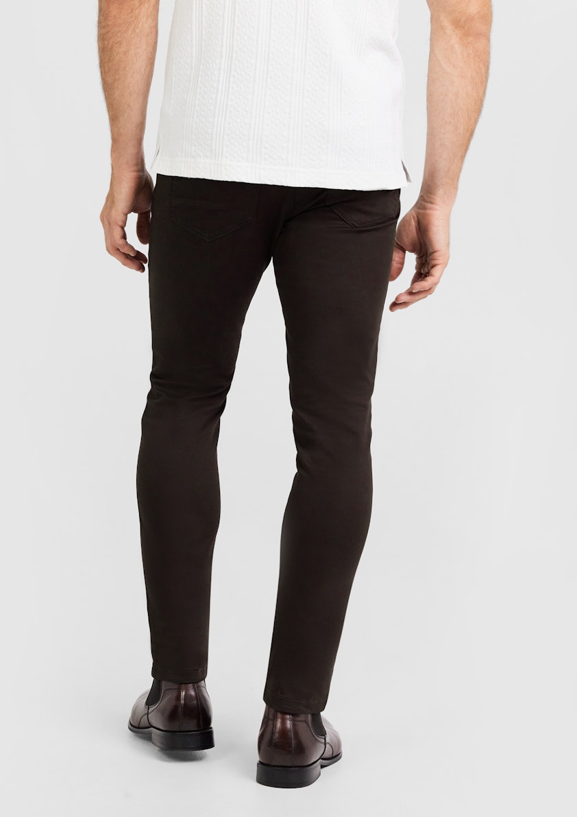 Ultimate Slim Chino