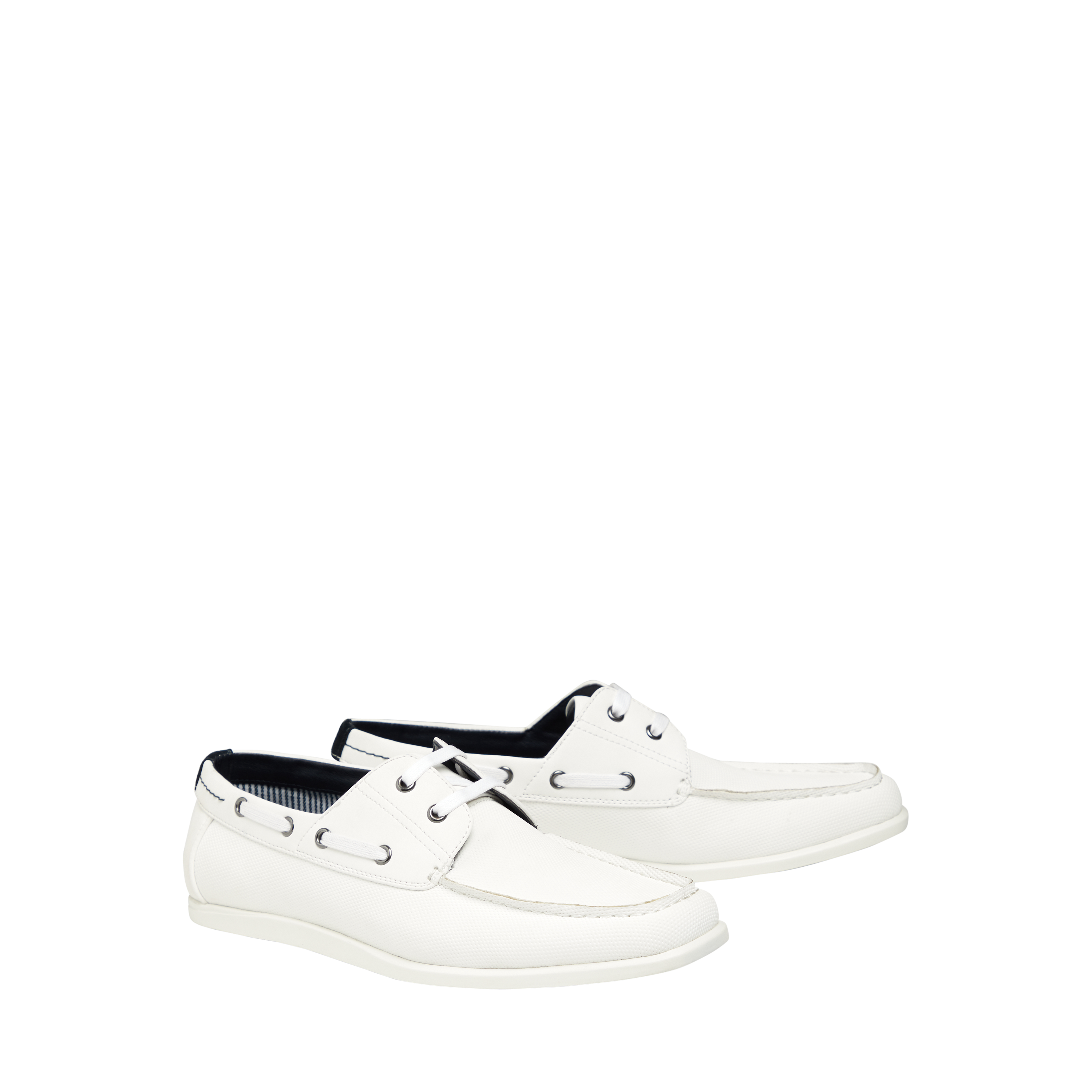 boat shoes men white