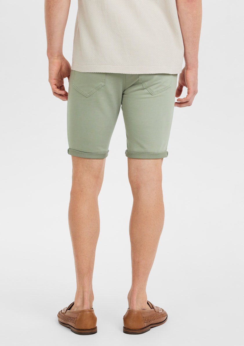 Ulto Slim Short