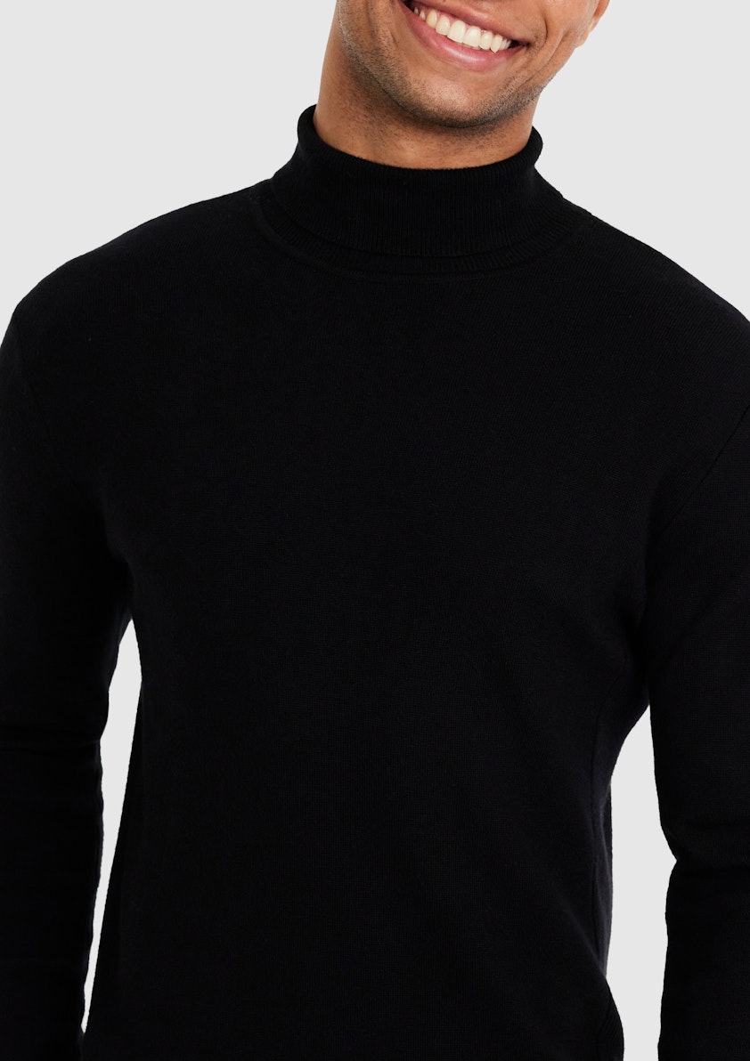 Hans Roll Neck Knit