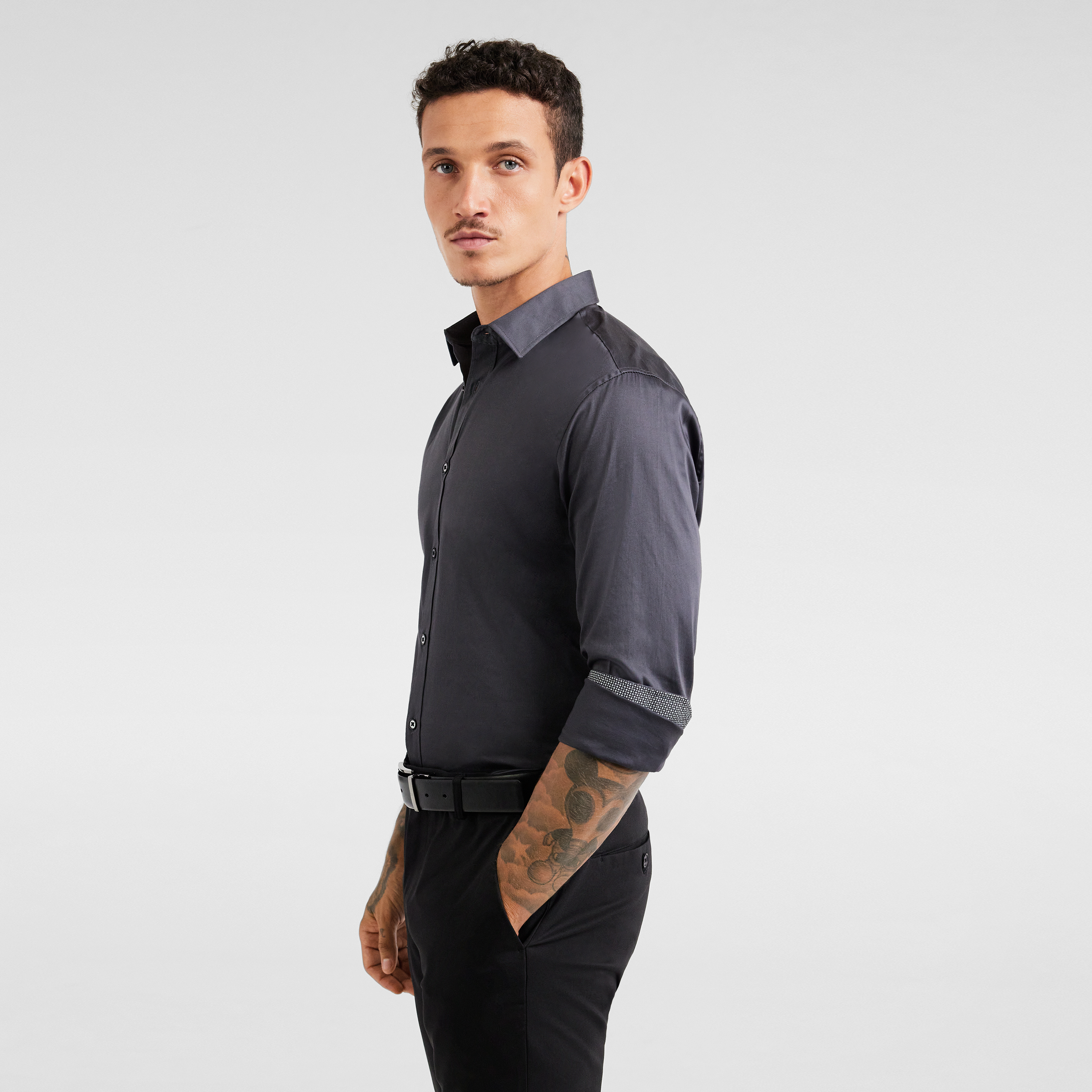 Buy Men Grey Regular Fit Check Half Sleeves Formal Shirt Online - 739005 |  Van Heusen