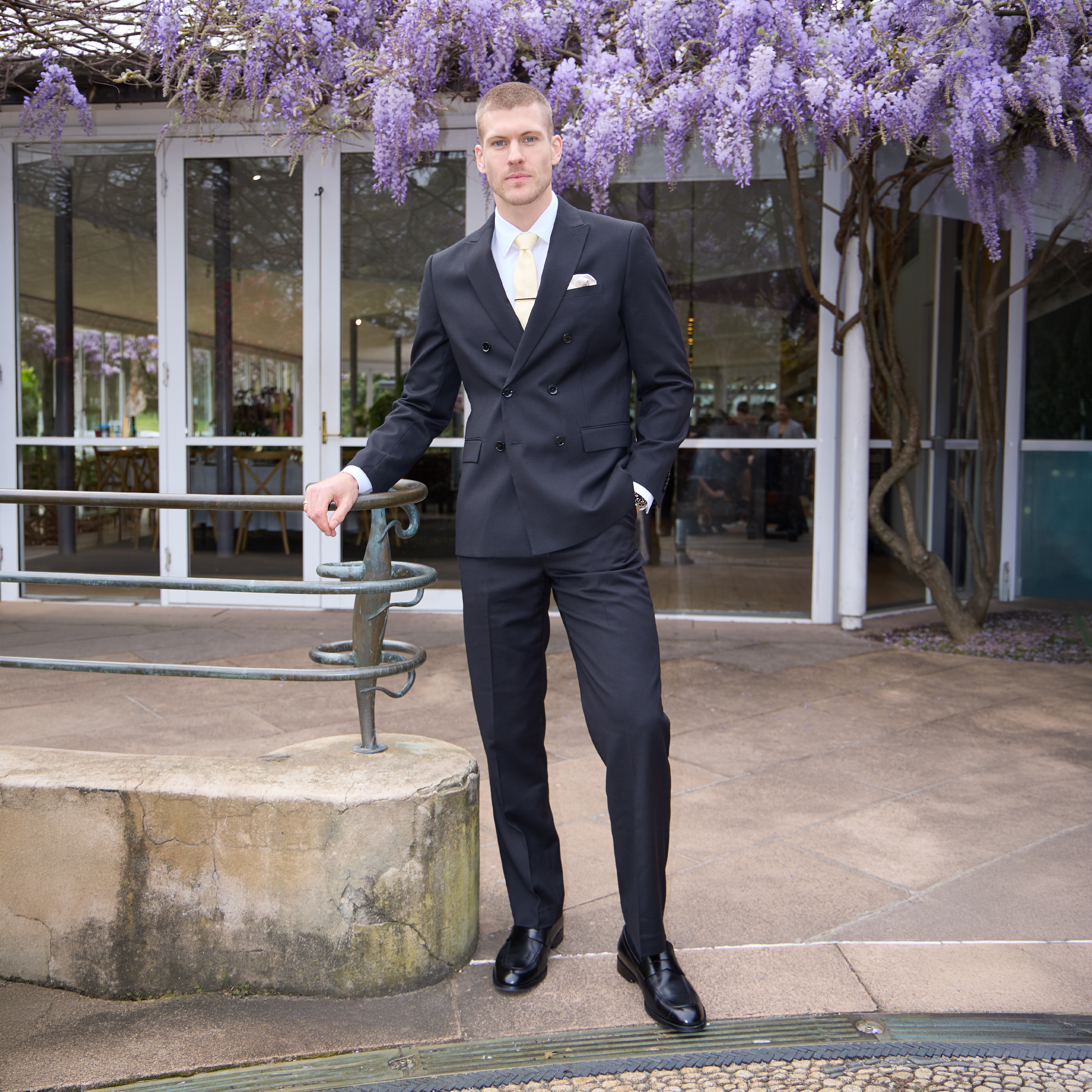  FORMAL KEPT SHARP