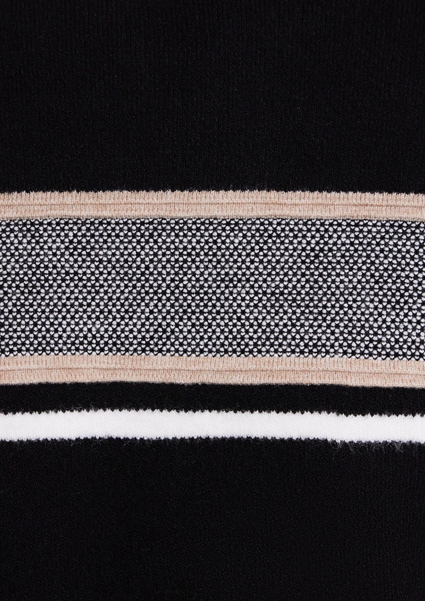 Luka Textured Knit