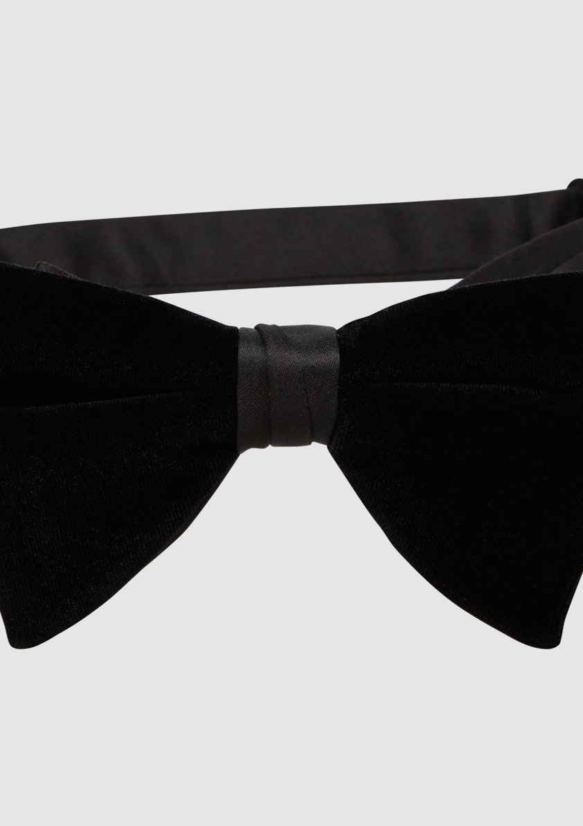 Maverick Velvet Bow Tie