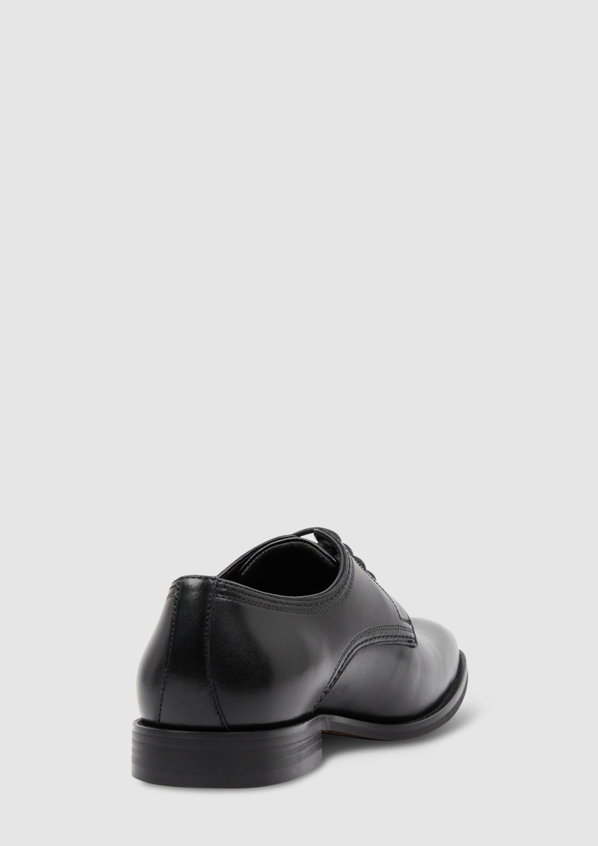 Black Emerge Dress Shoe
