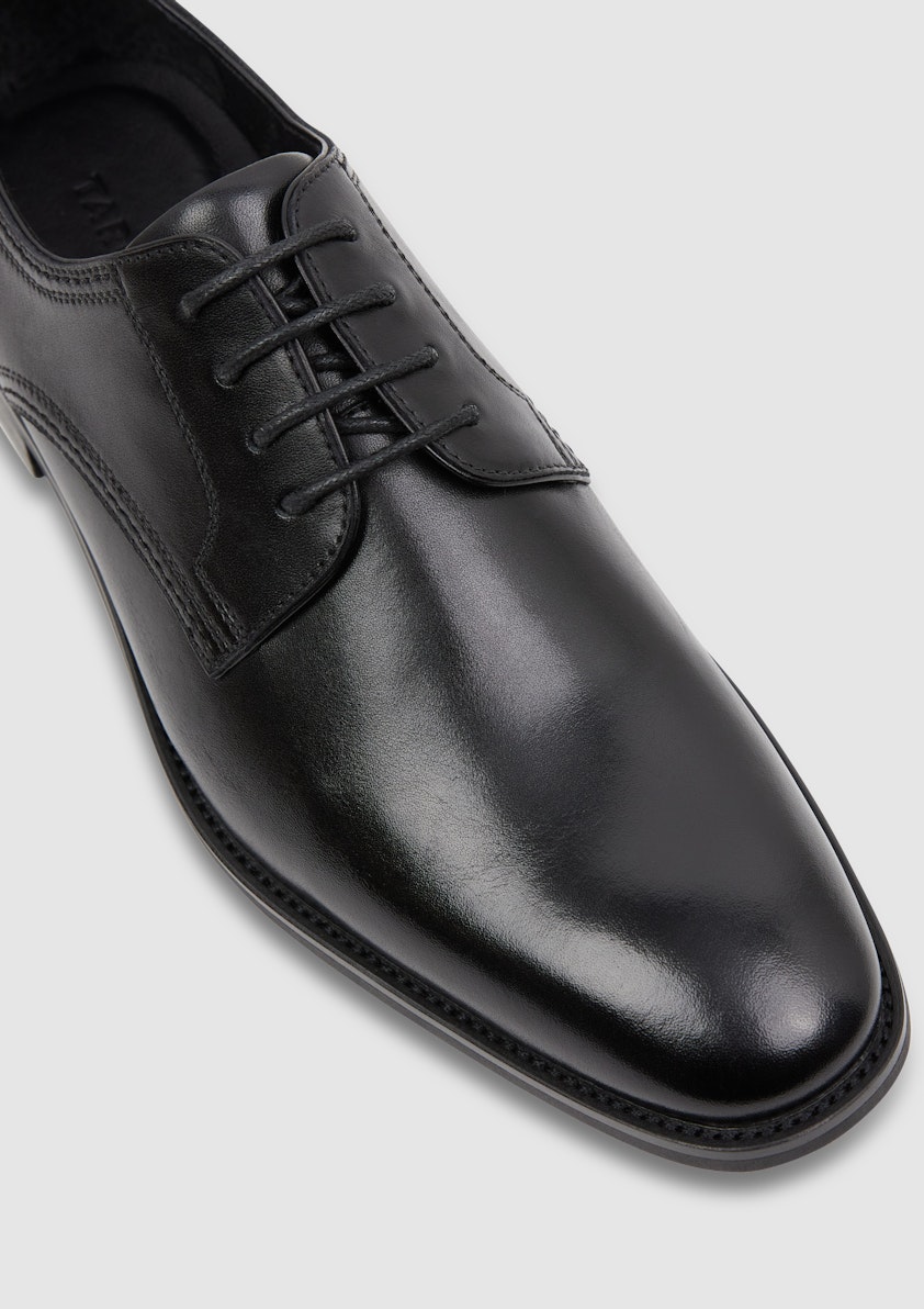 Black Emerge Dress Shoe