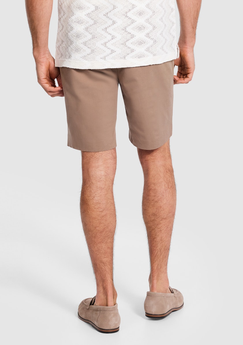 Blade Stretch Short