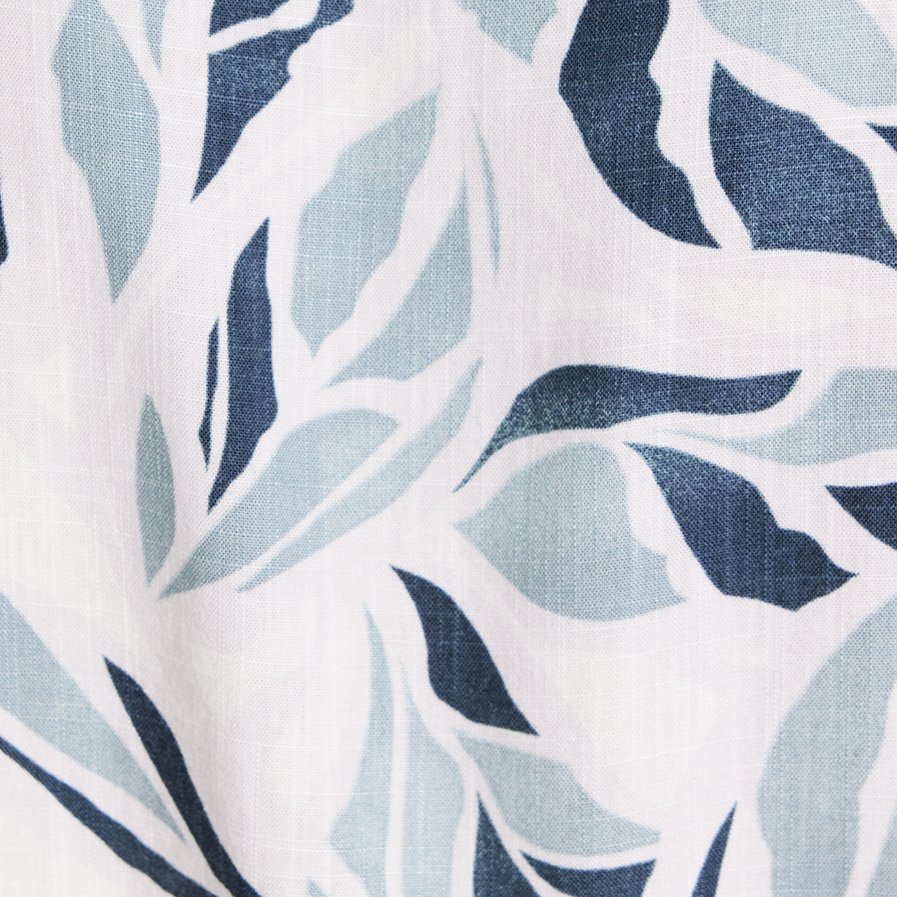 White Kaisen Viscose Leaf Shirt