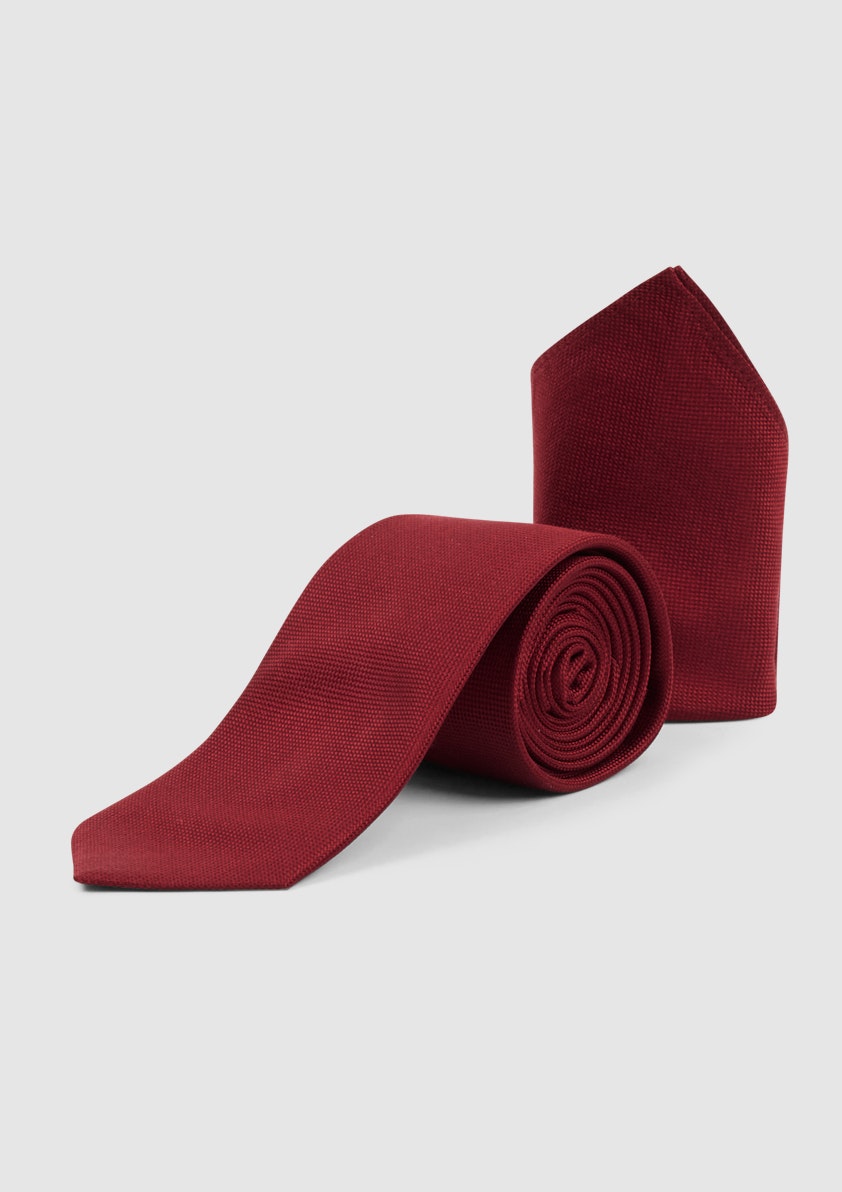 Red Hague Textured Silk Tie
