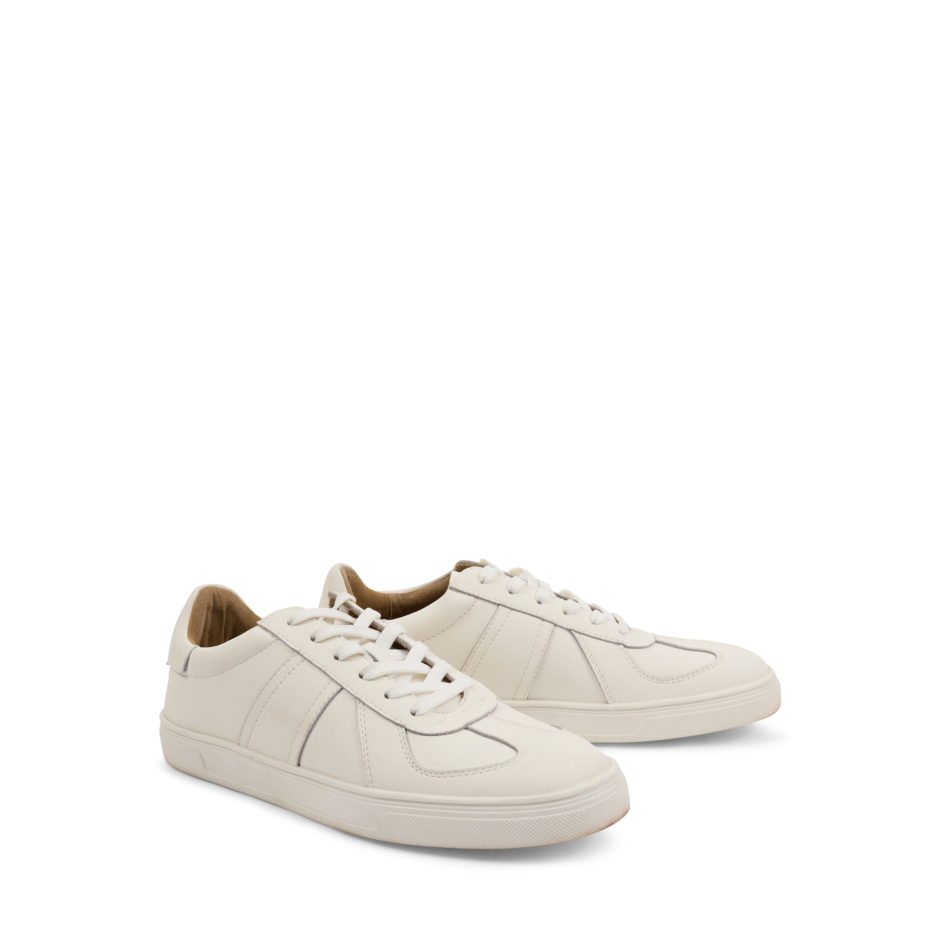 White Elordi Sneaker
