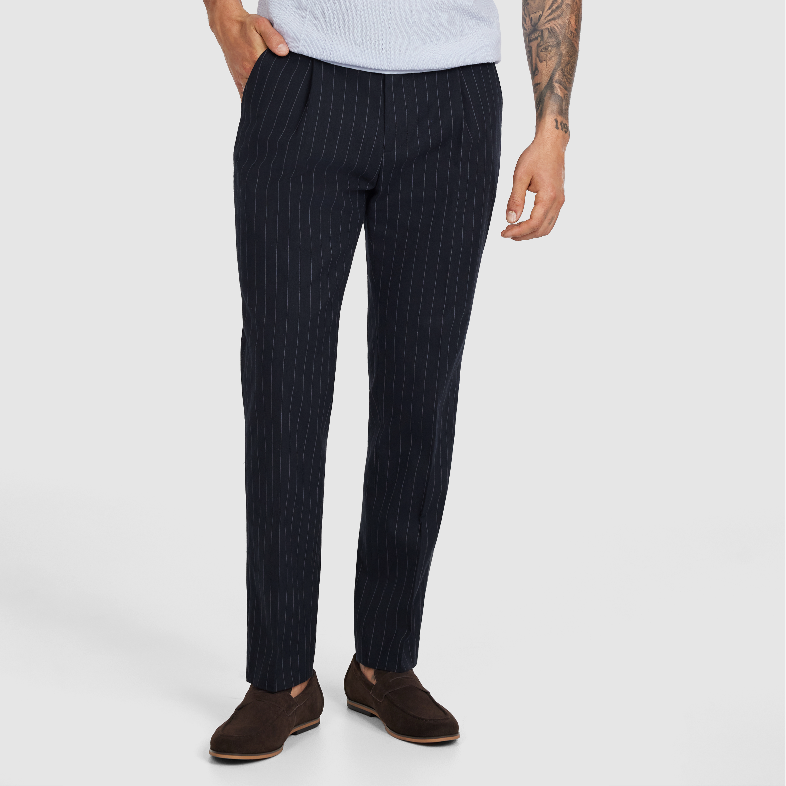 Linea Pinstripe Pleat Pant