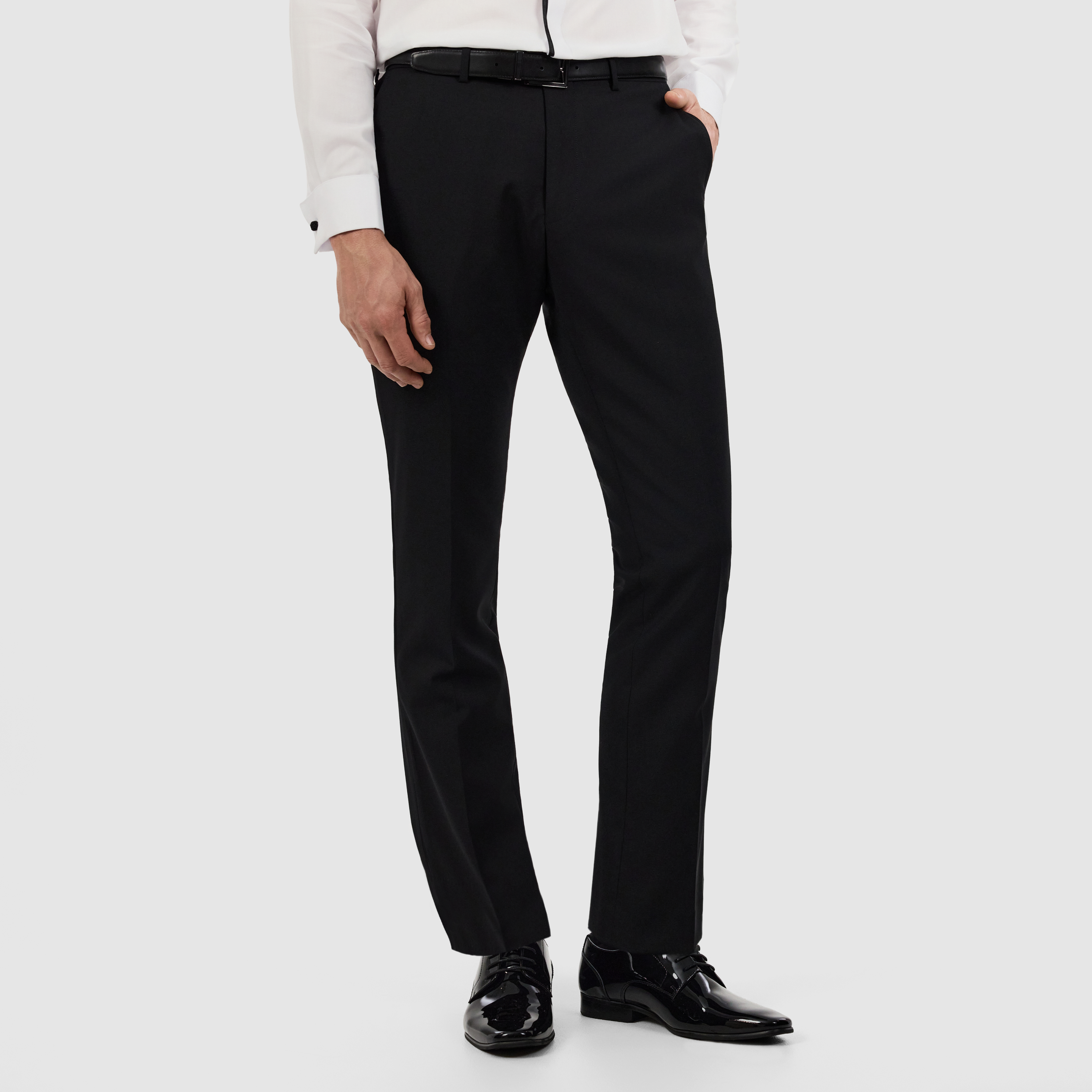  Titan Tuxedo
